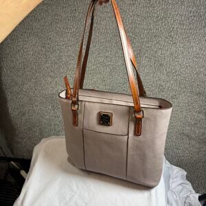 Dooney and burke tan hand bag